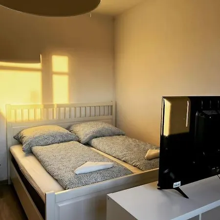 Wunderschoene 3-zimmer Fuer 6 Personen アパート *