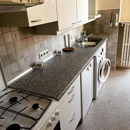 Wunderschoene 3-zimmer Fuer 6 Personen 브레멘