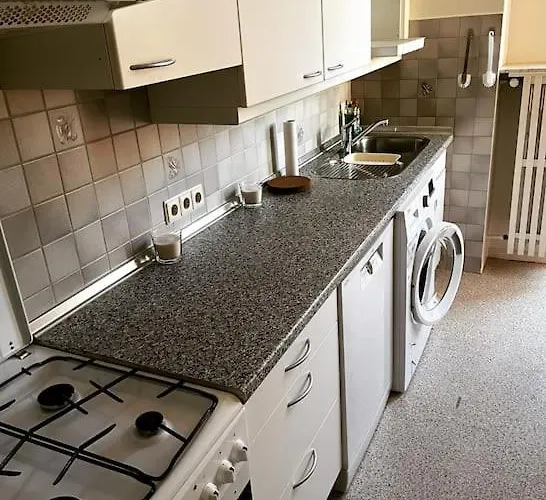 Wunderschoene 3-zimmer Fuer 6 Personen Bremen